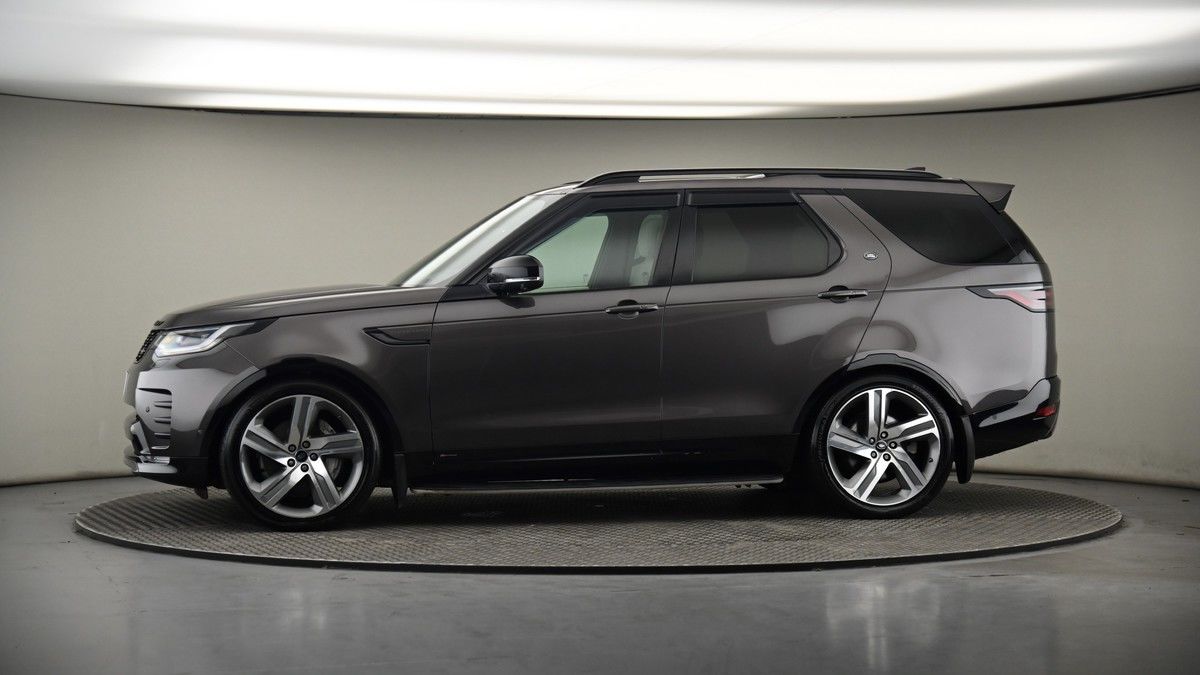 More views of Land Rover Discovery