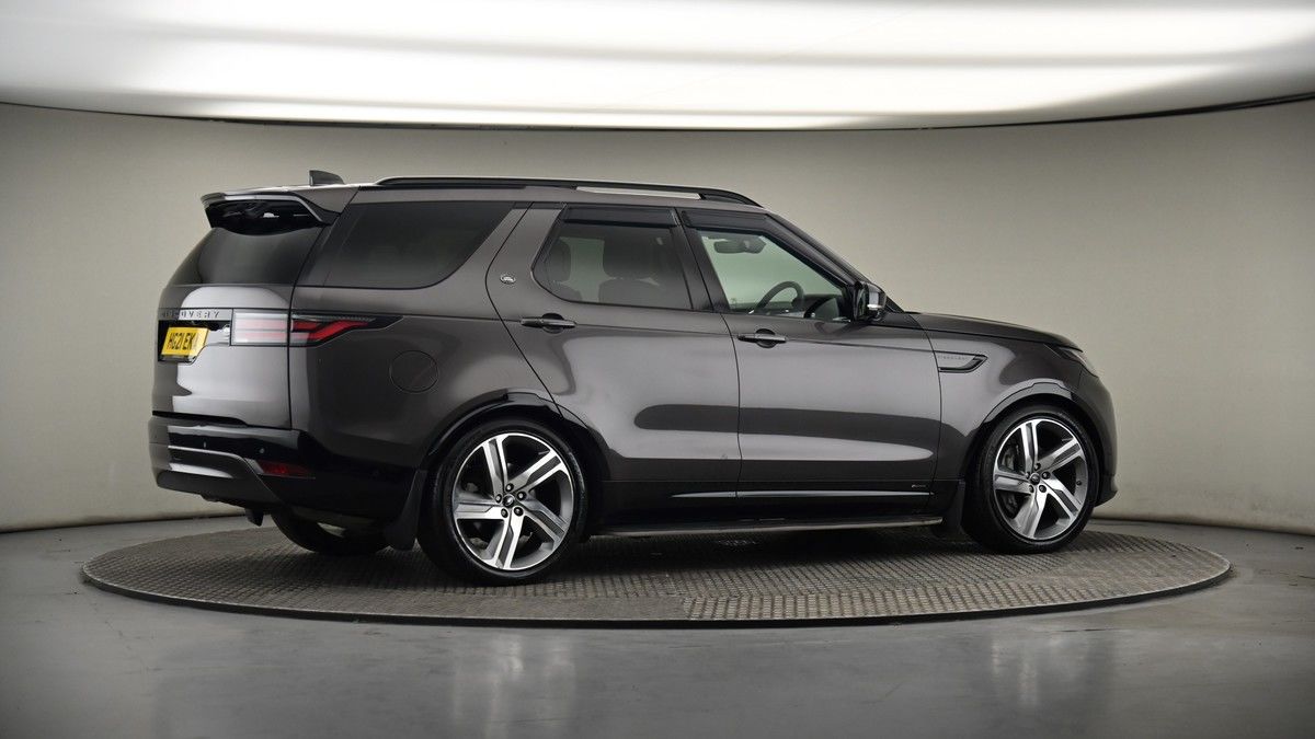 More views of Land Rover Discovery