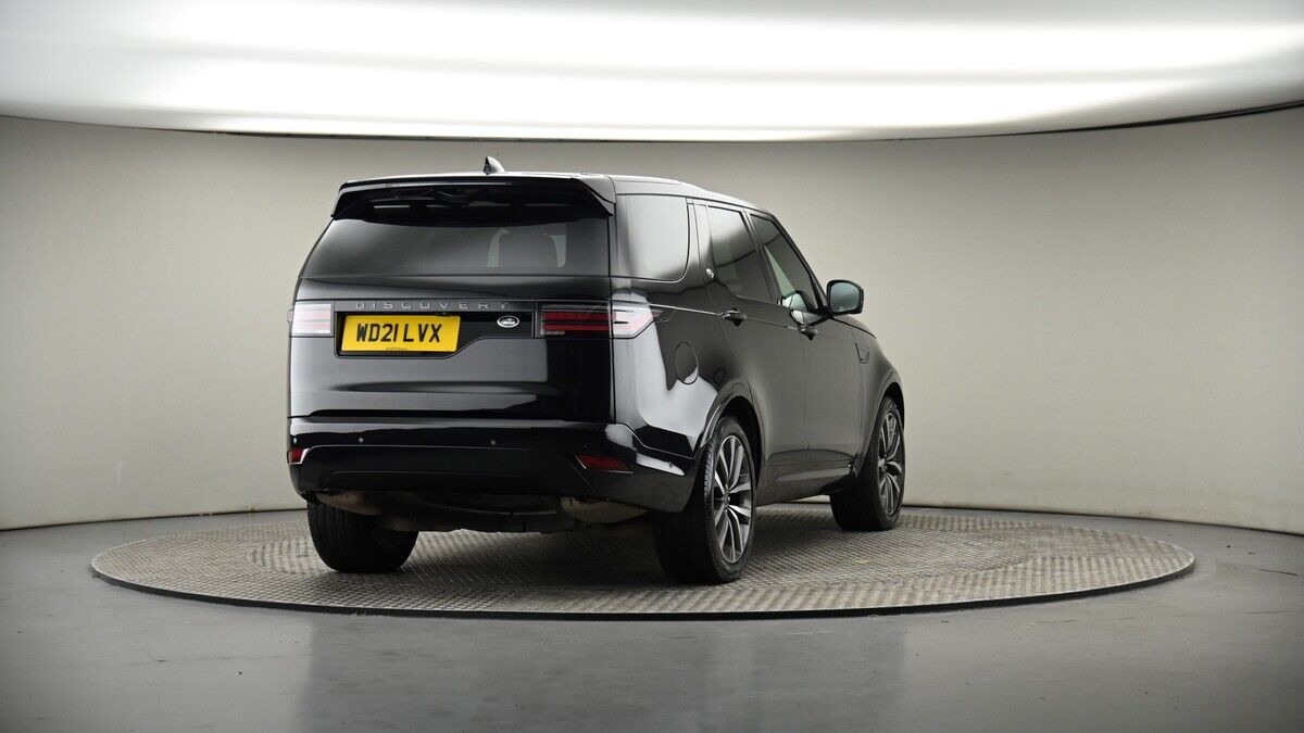 More views of Land Rover Discovery