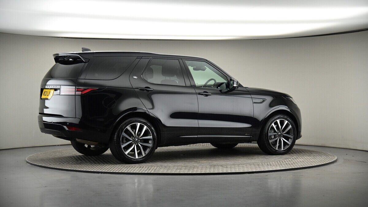 More views of Land Rover Discovery