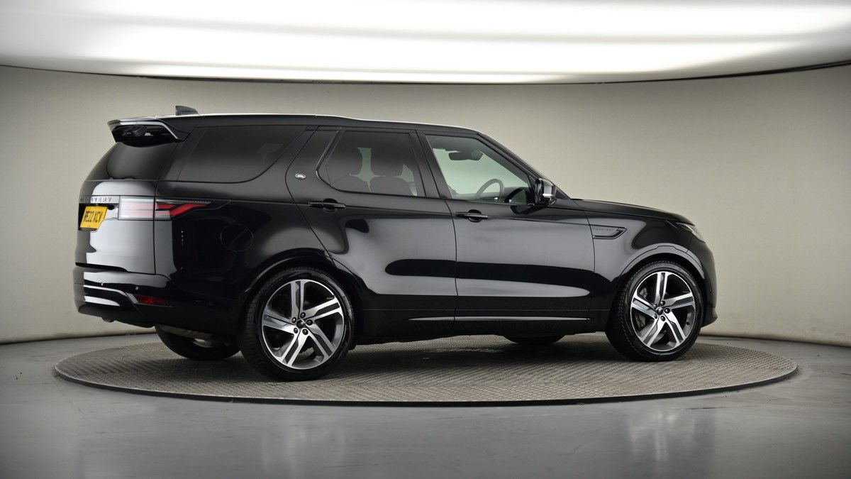 More views of Land Rover Discovery