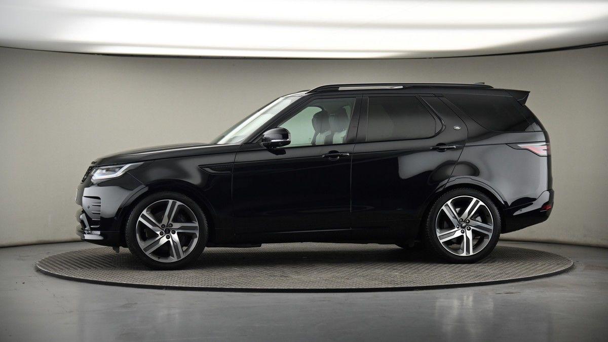 More views of Land Rover Discovery