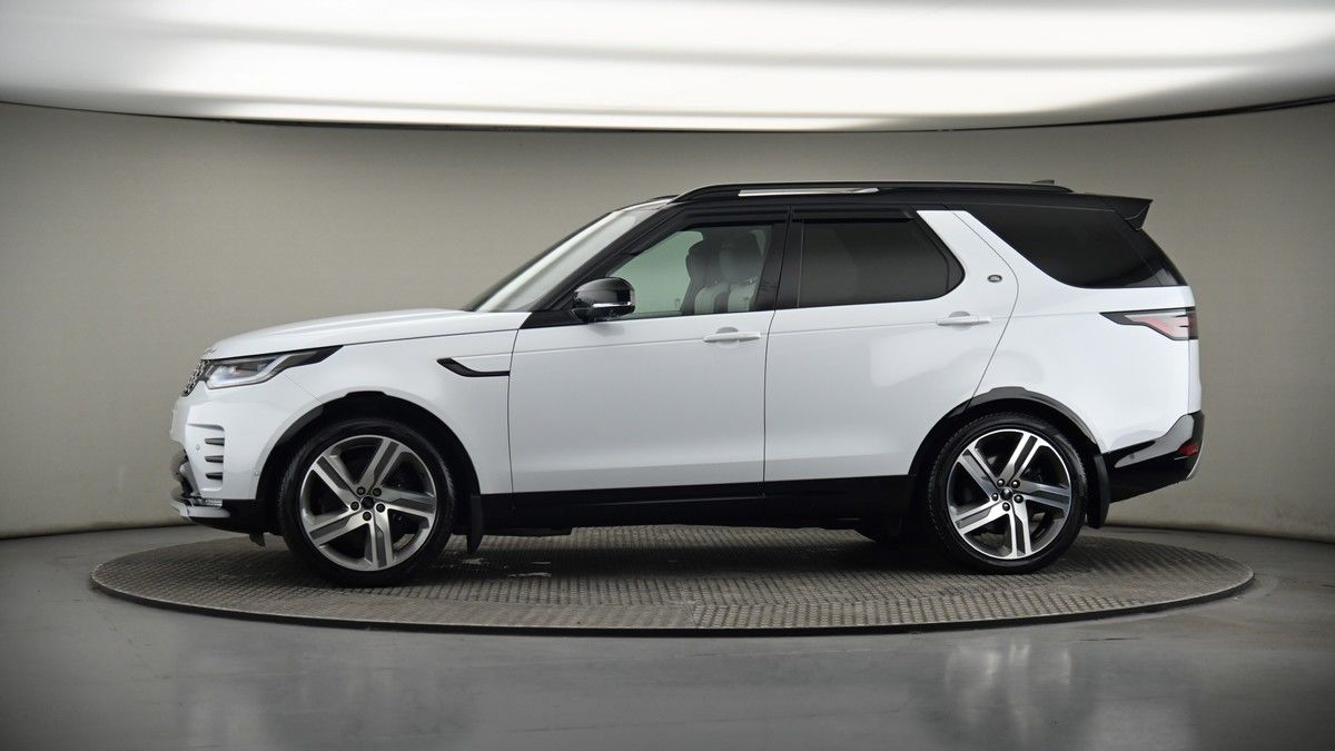 More views of Land Rover Discovery