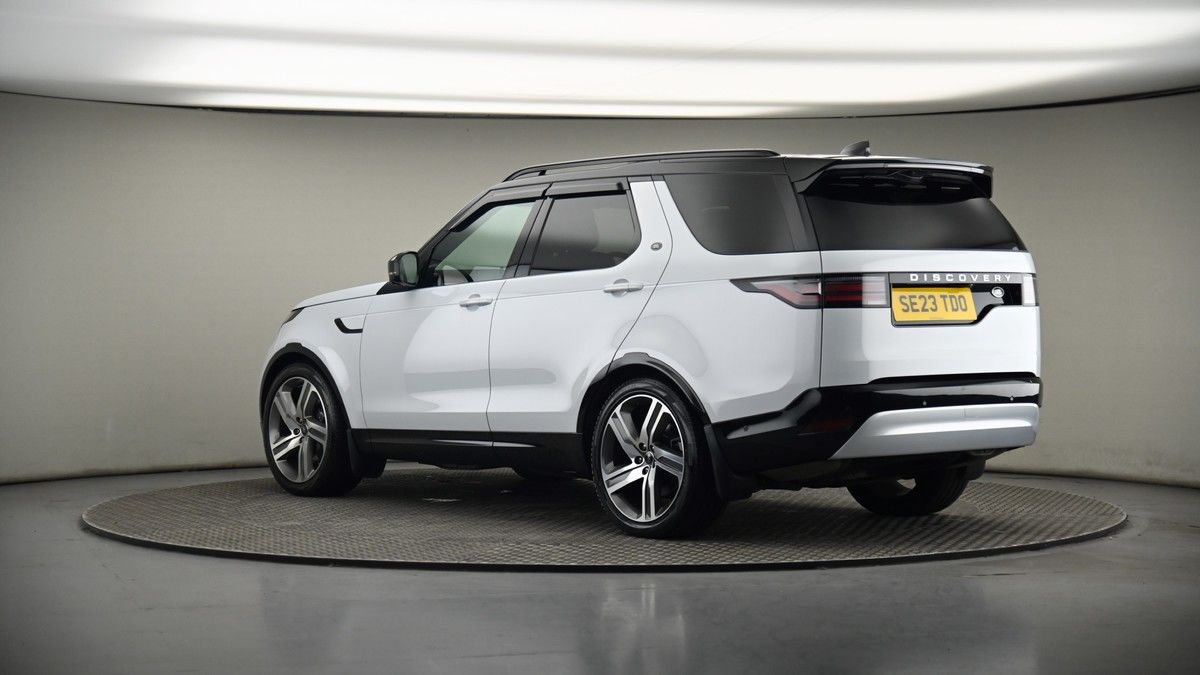 More views of Land Rover Discovery