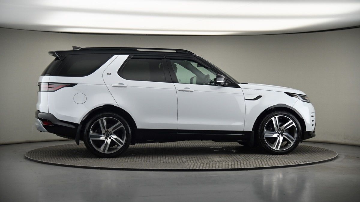 More views of Land Rover Discovery