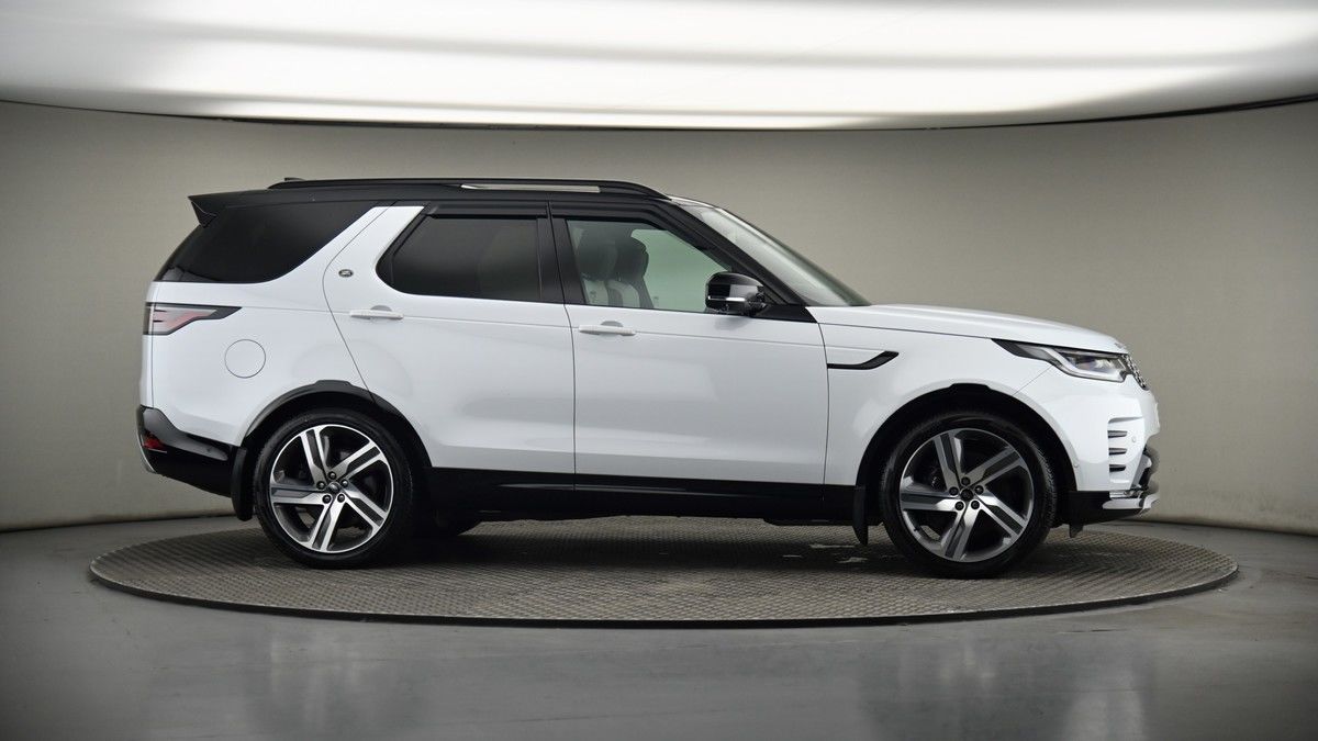 More views of Land Rover Discovery