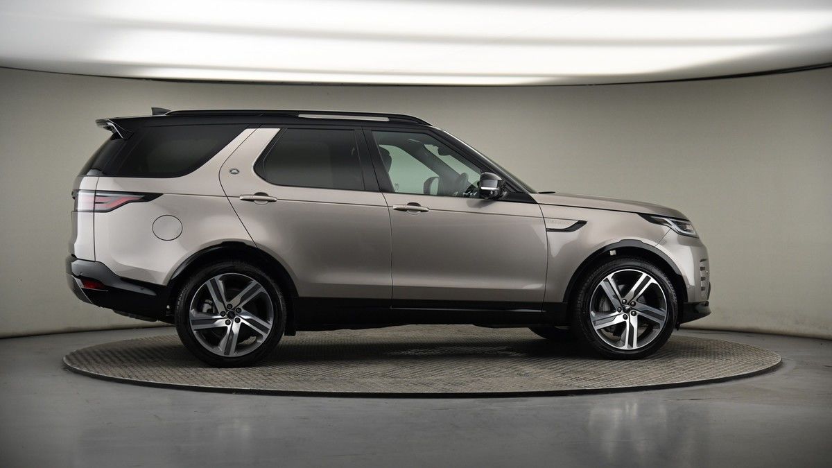 More views of Land Rover Discovery