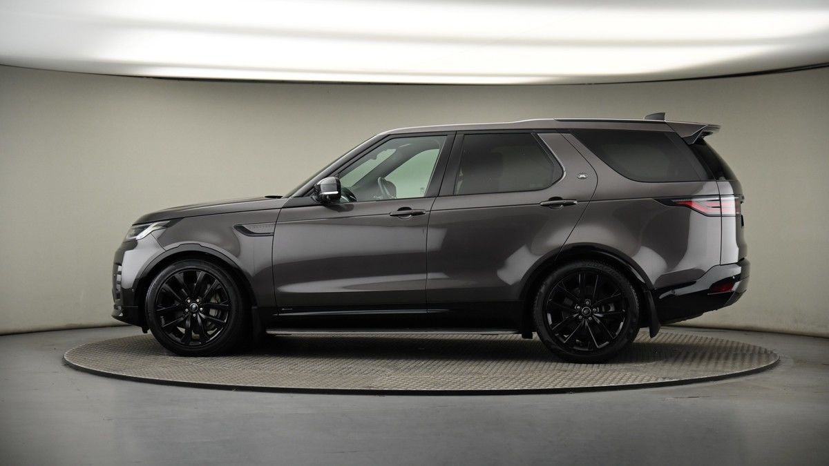 More views of Land Rover Discovery