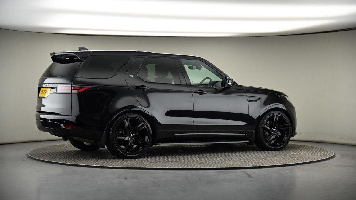 More views of Land Rover Discovery