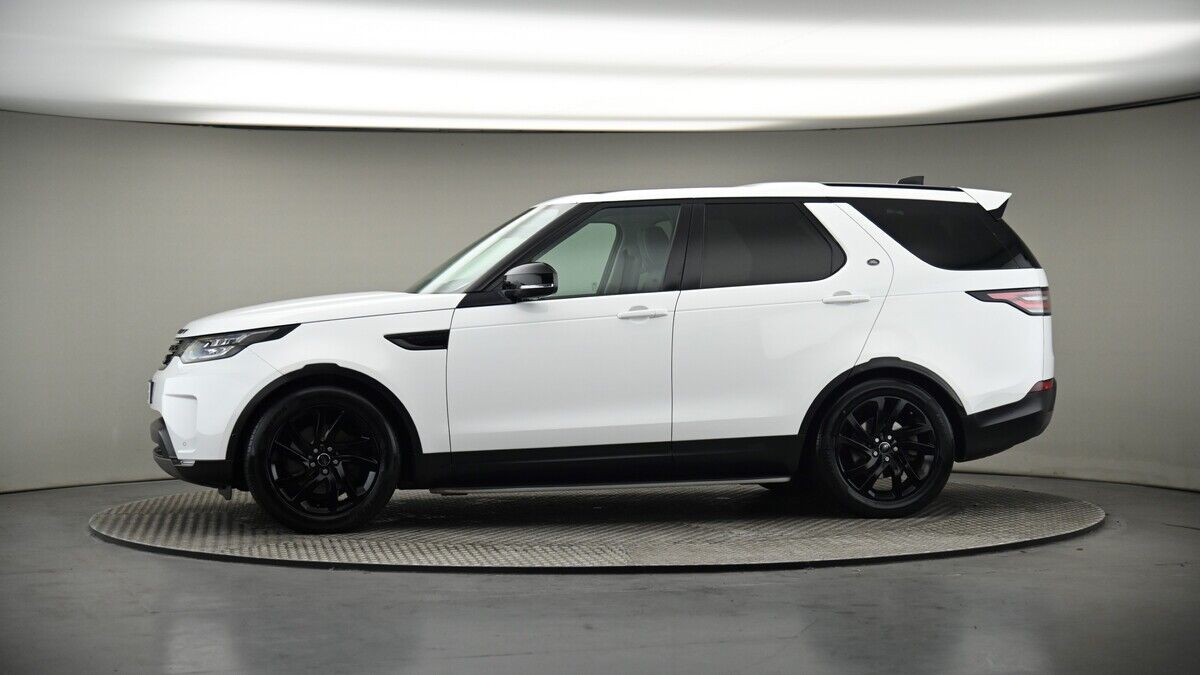 More views of Land Rover Discovery