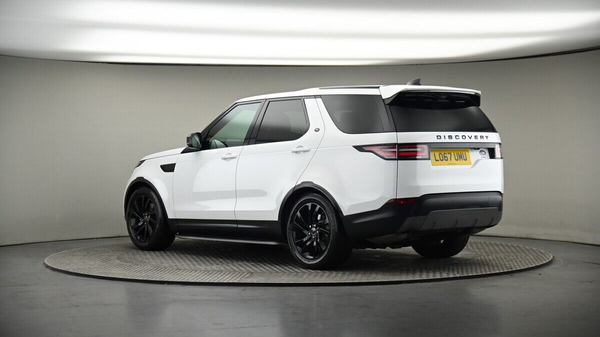 More views of Land Rover Discovery