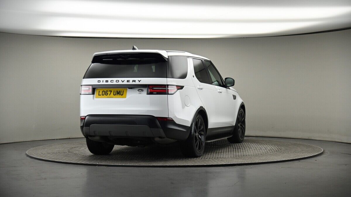 More views of Land Rover Discovery