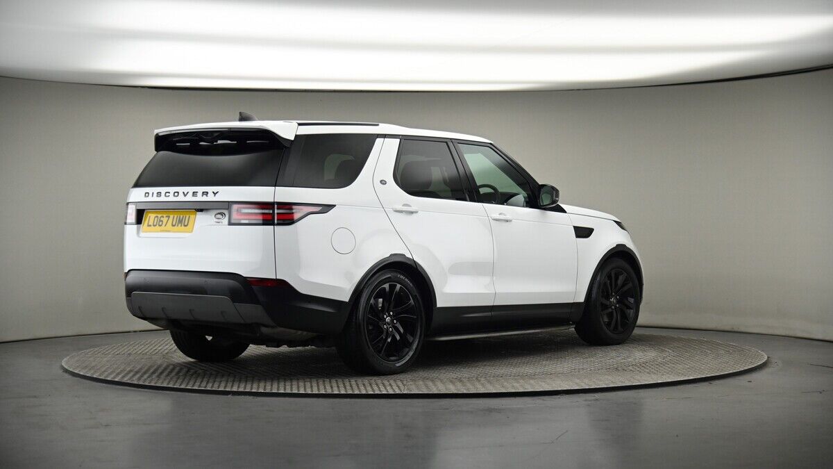 Land Rover Discovery Image 7