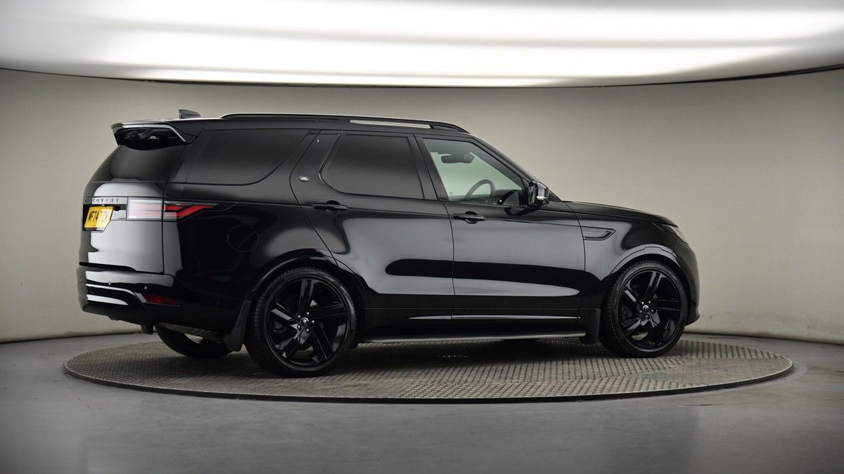 More views of Land Rover Discovery