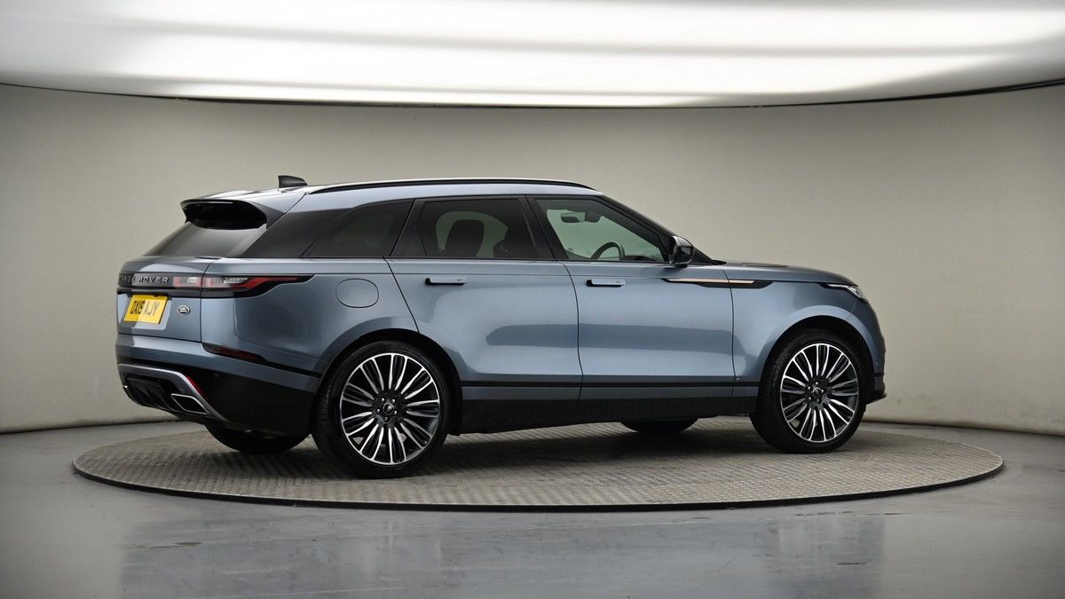 More views of Land Rover Range Rover Velar