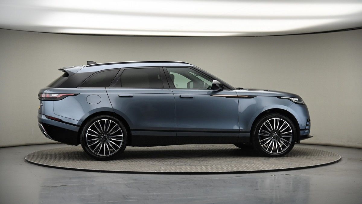 More views of Land Rover Range Rover Velar