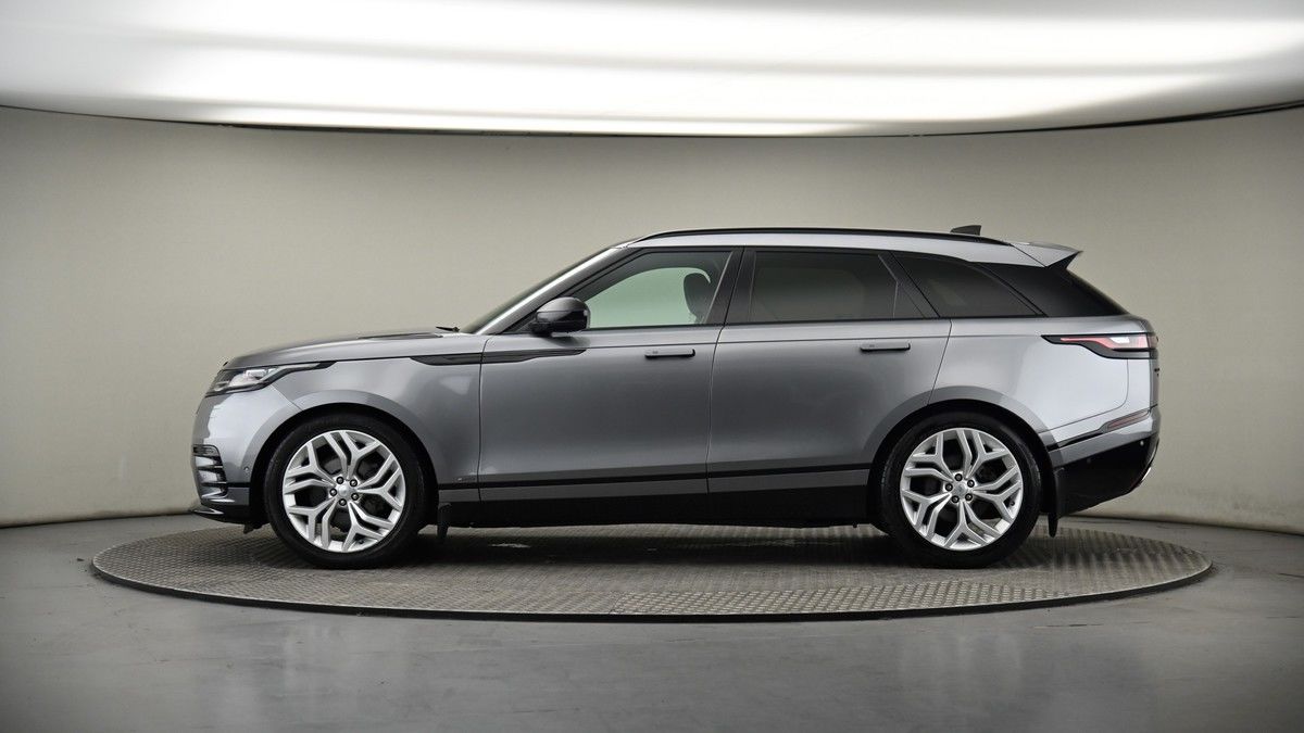 Land Rover Range Rover Velar Image 19