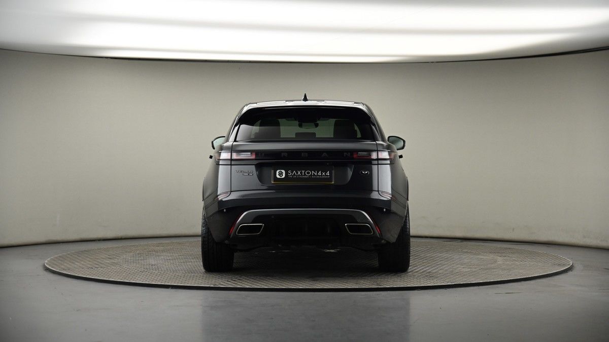Land Rover Range Rover Velar Image 17
