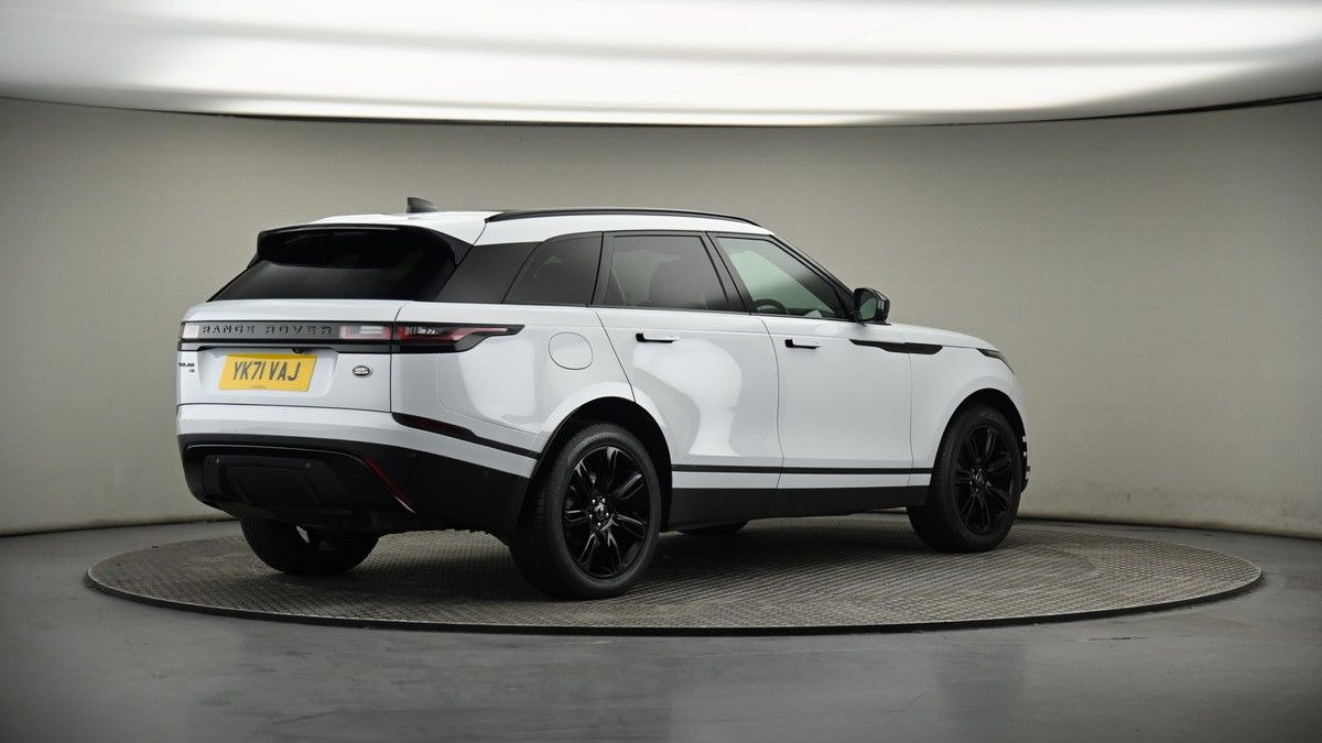 Land Rover Range Rover Velar Image 7