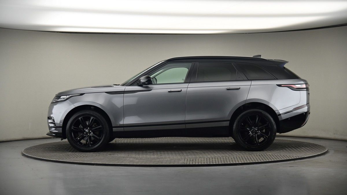 Land Rover Range Rover Velar Image 19