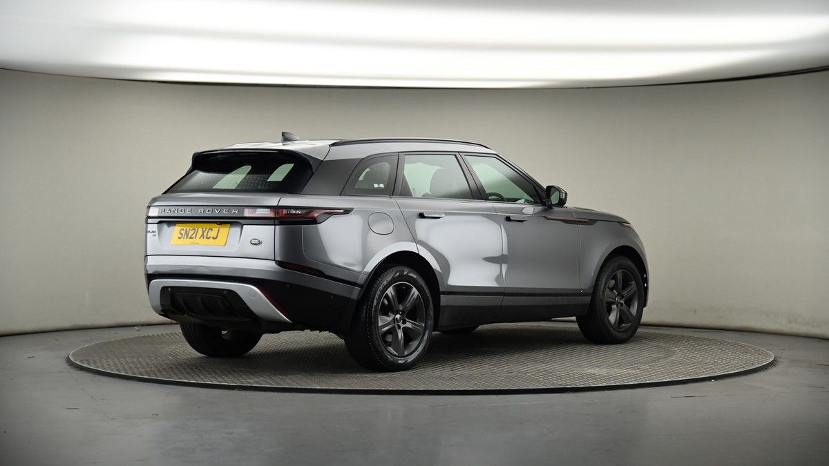Land Rover Range Rover Velar Image 7
