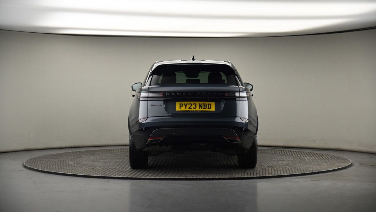 Land Rover Range Rover Velar Image 17