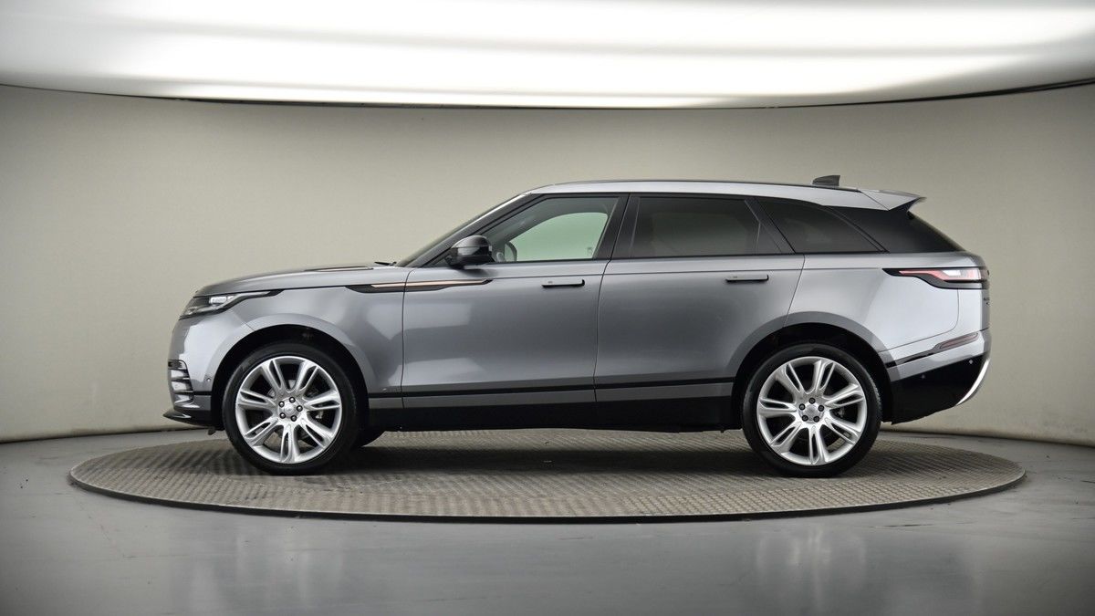 Land Rover Range Rover Velar Image 19