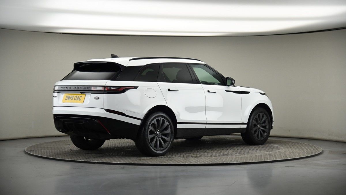Land Rover Range Rover Velar Image 6