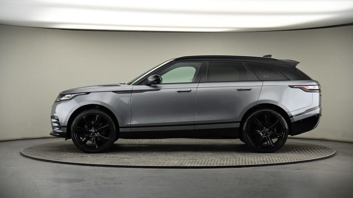 Land Rover Range Rover Velar Image 19