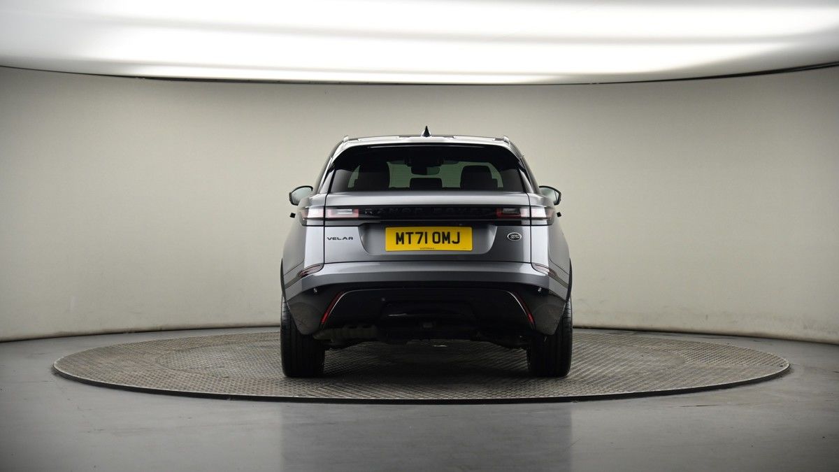 Land Rover Range Rover Velar Image 17