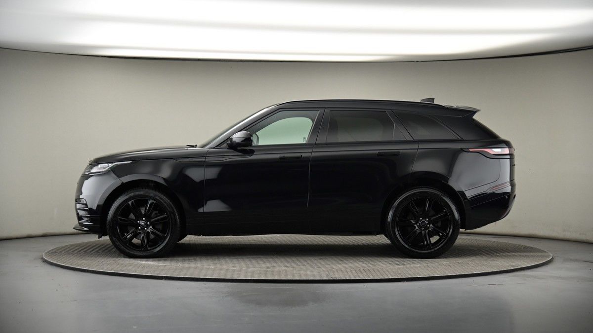 Land Rover Range Rover Velar Image 18