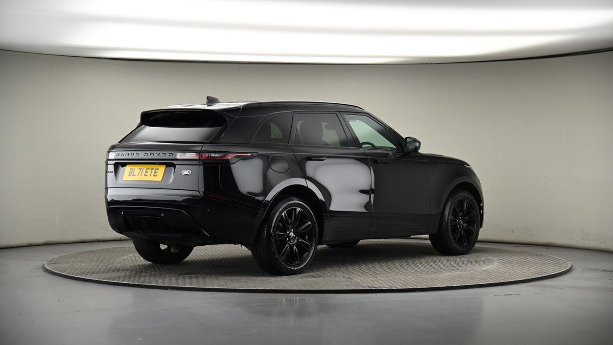 Land Rover Range Rover Velar Image 6
