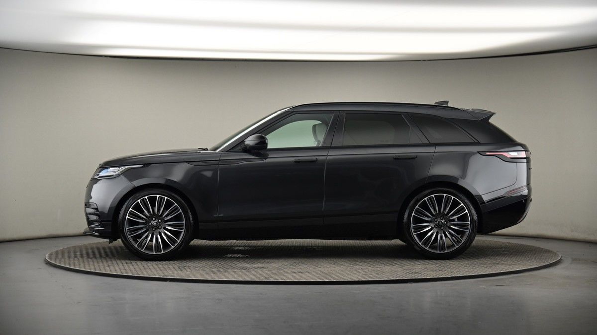Land Rover Range Rover Velar Image 18