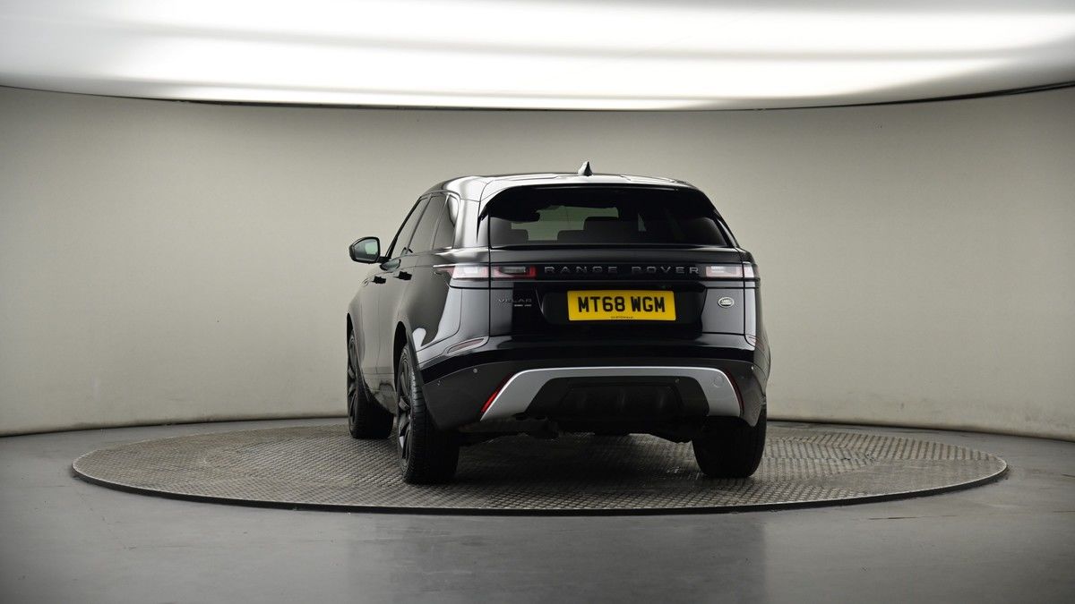 Land Rover Range Rover Velar Image 16