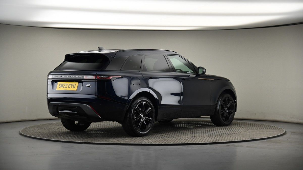 Land Rover Range Rover Velar Image 6