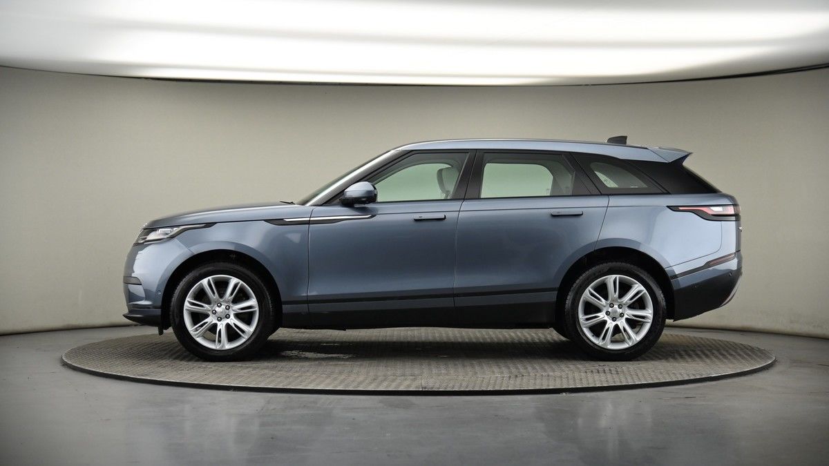 Land Rover Range Rover Velar Image 18