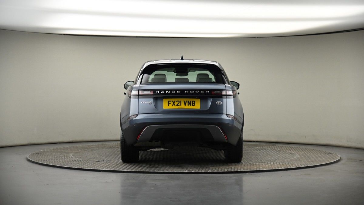 Land Rover Range Rover Velar Image 16