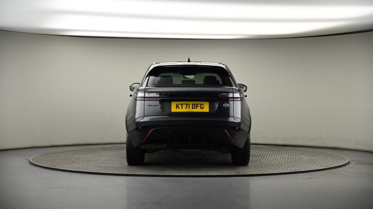 Land Rover Range Rover Velar Image 17