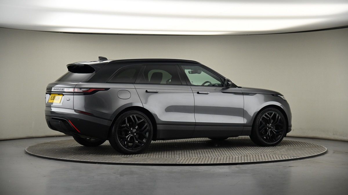 More views of Land Rover Range Rover Velar