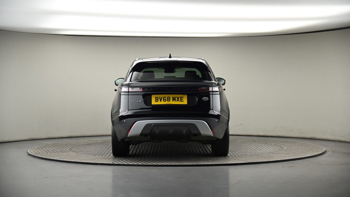 Land Rover Range Rover Velar Image 17