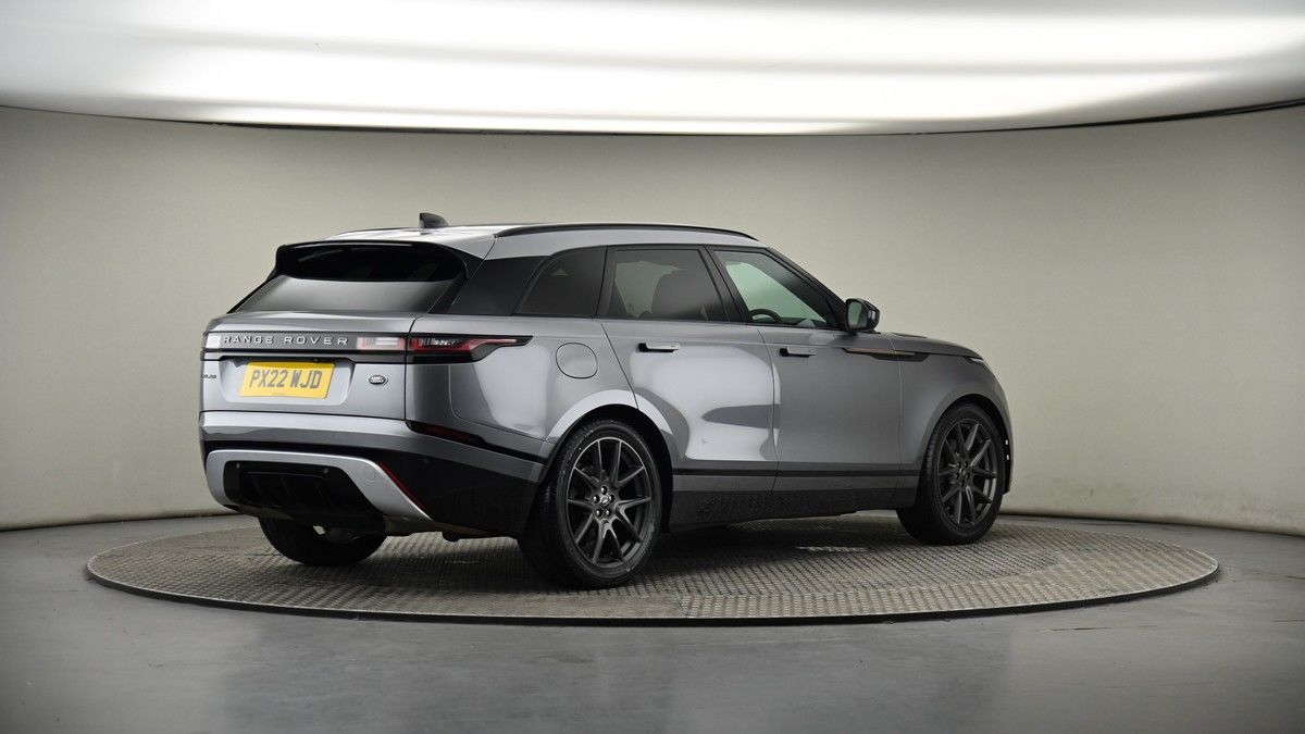 Land Rover Range Rover Velar Image 6