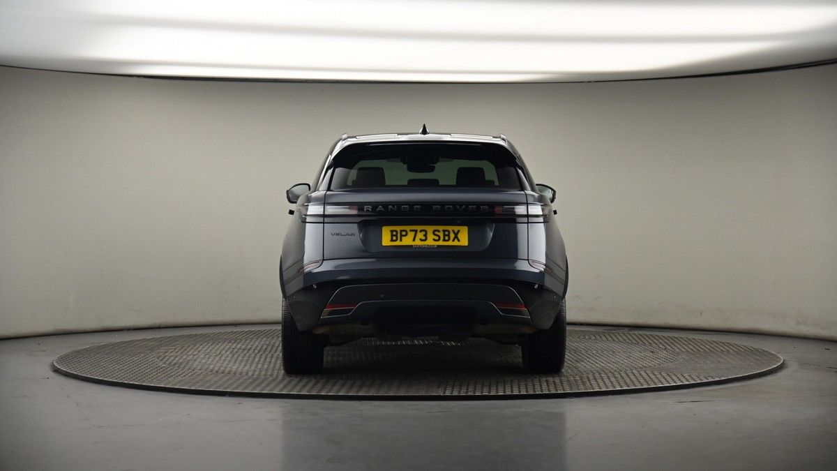 Land Rover Range Rover Velar Image 17