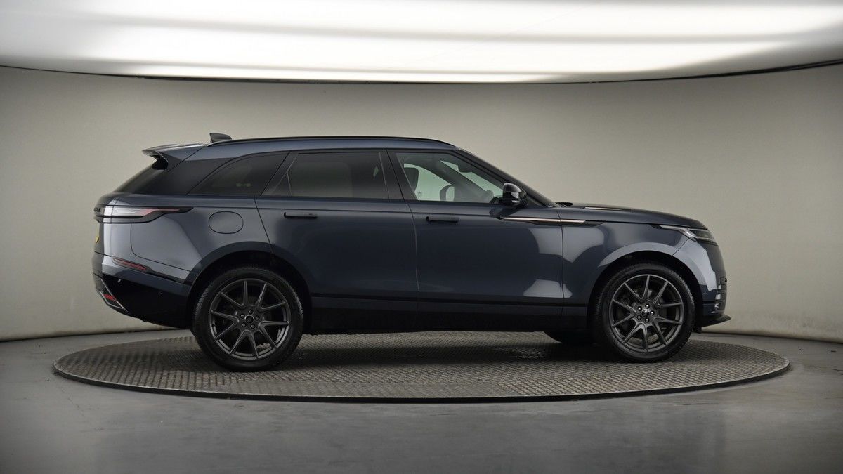 More views of Land Rover Range Rover Velar