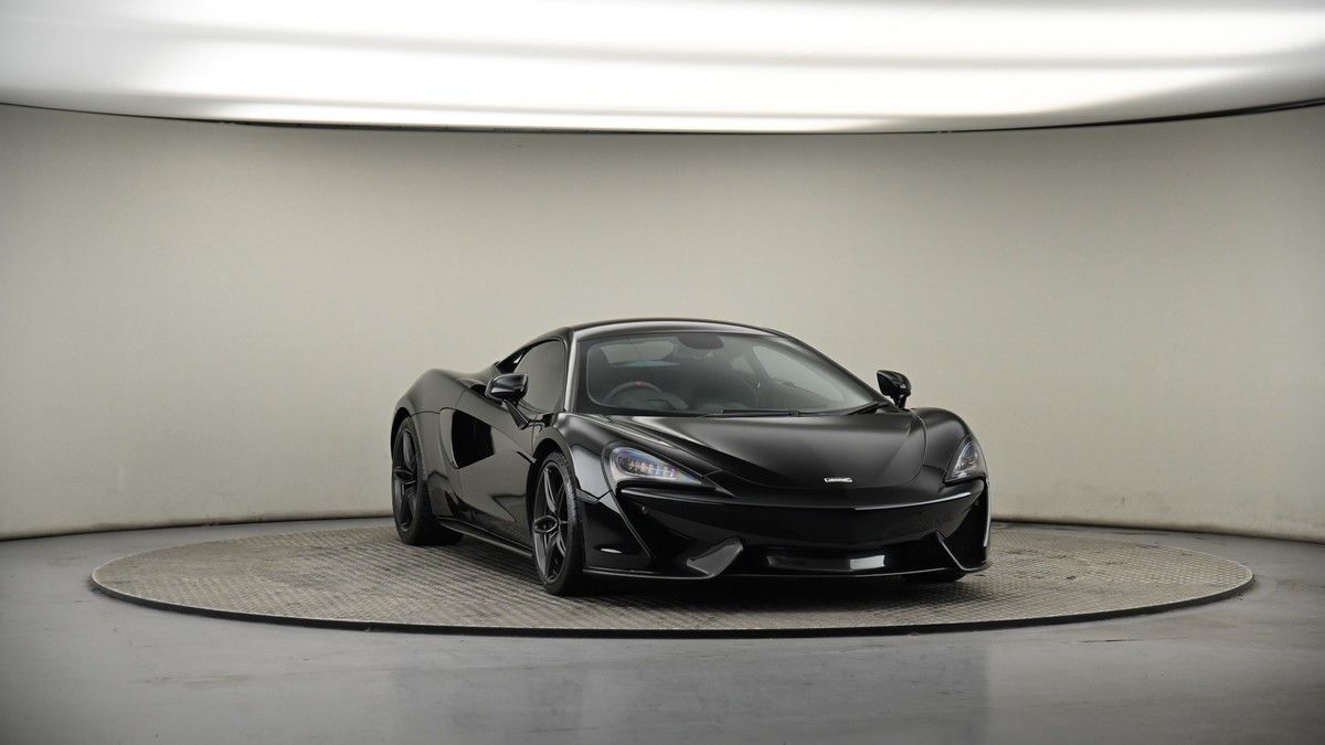 More views of McLaren 570S