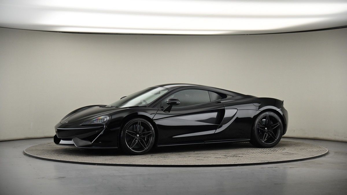 More views of McLaren 570S