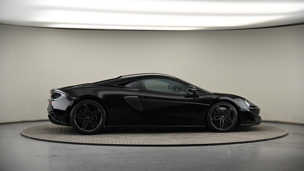More views of McLaren 570S