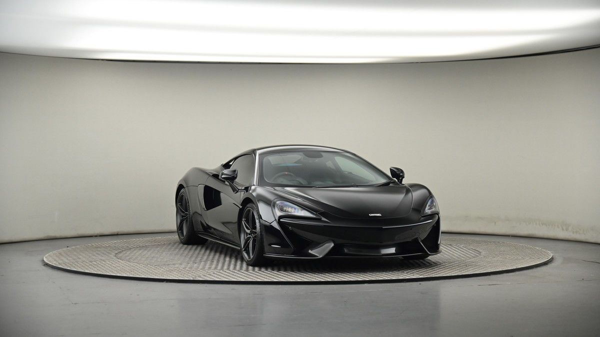 More views of McLaren 570S