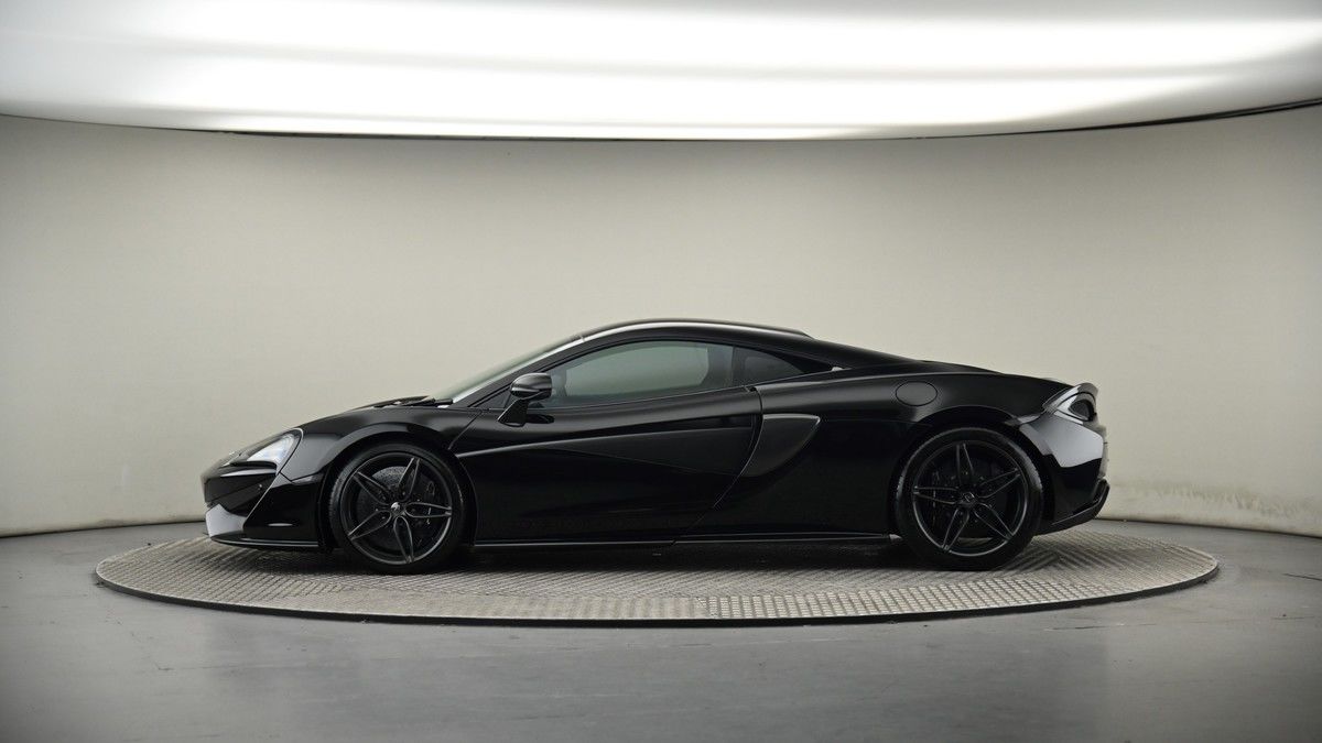 McLaren 570S Image 38
