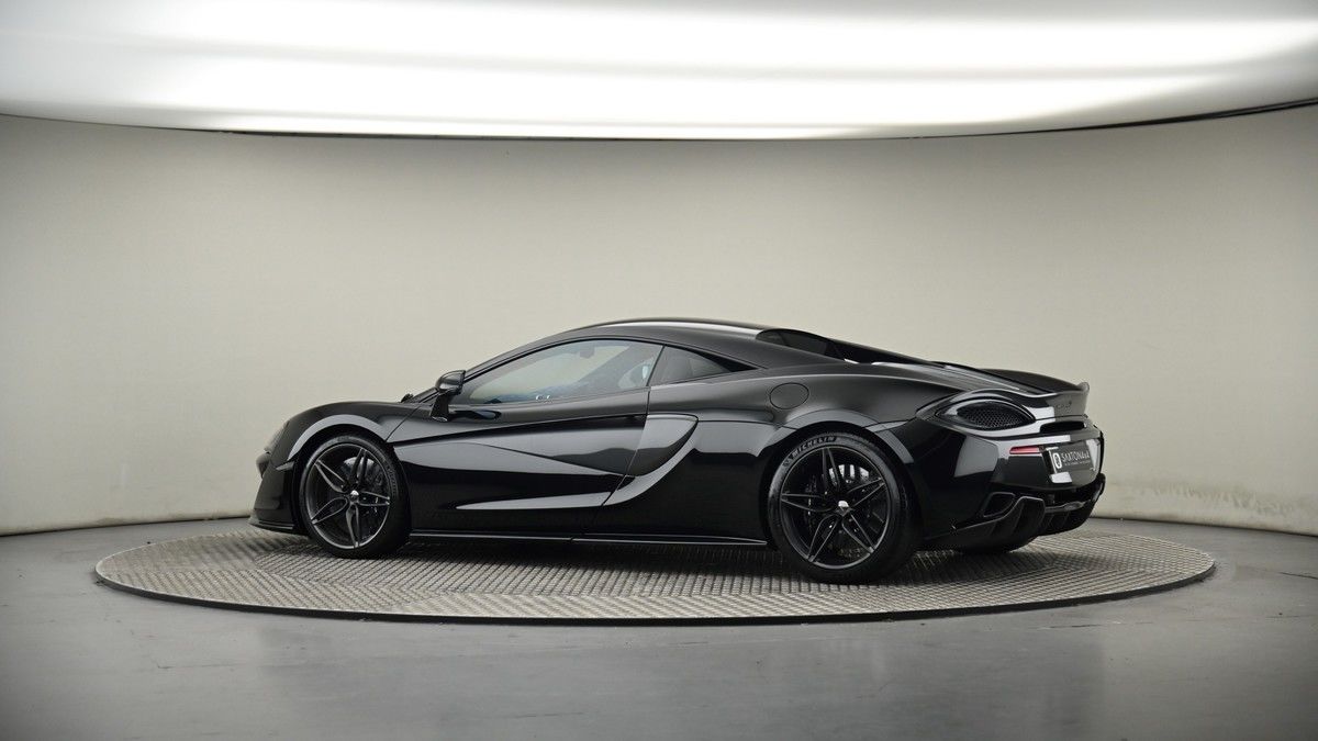 More views of McLaren 570S