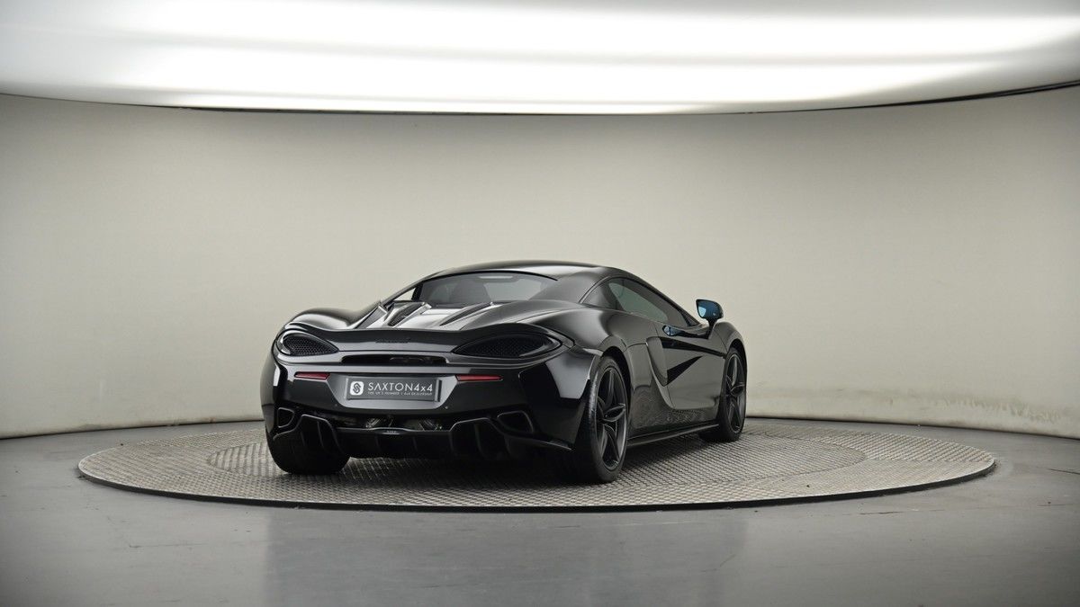 More views of McLaren 570S